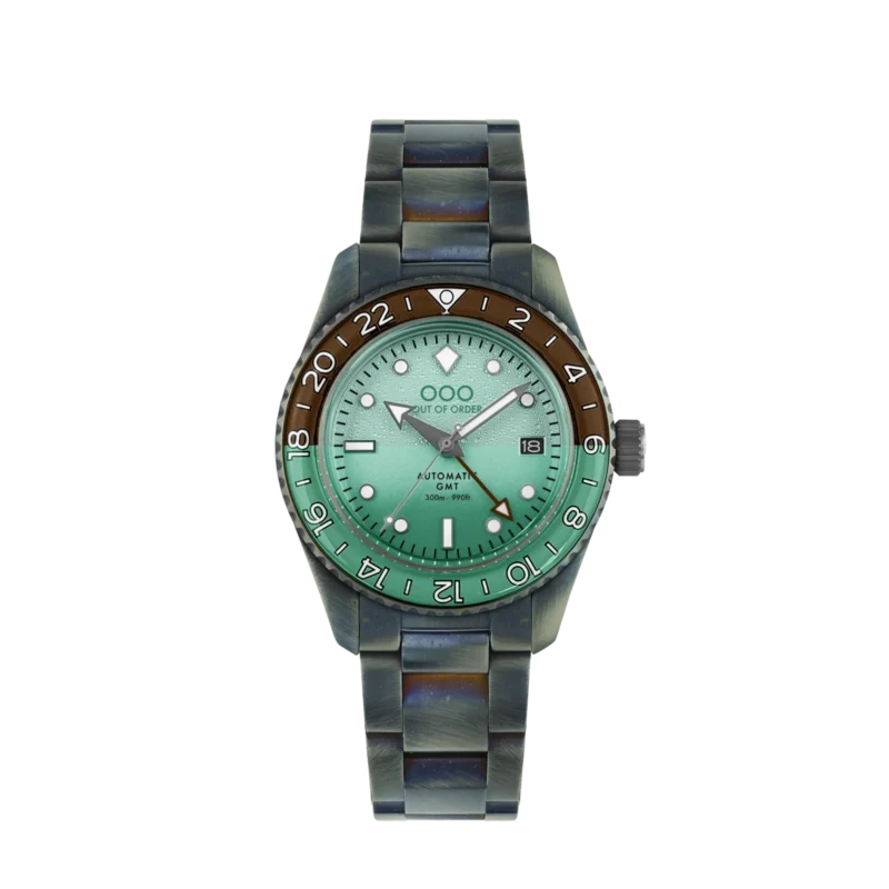 Shaker GMT After 8 · Ultra Distressed